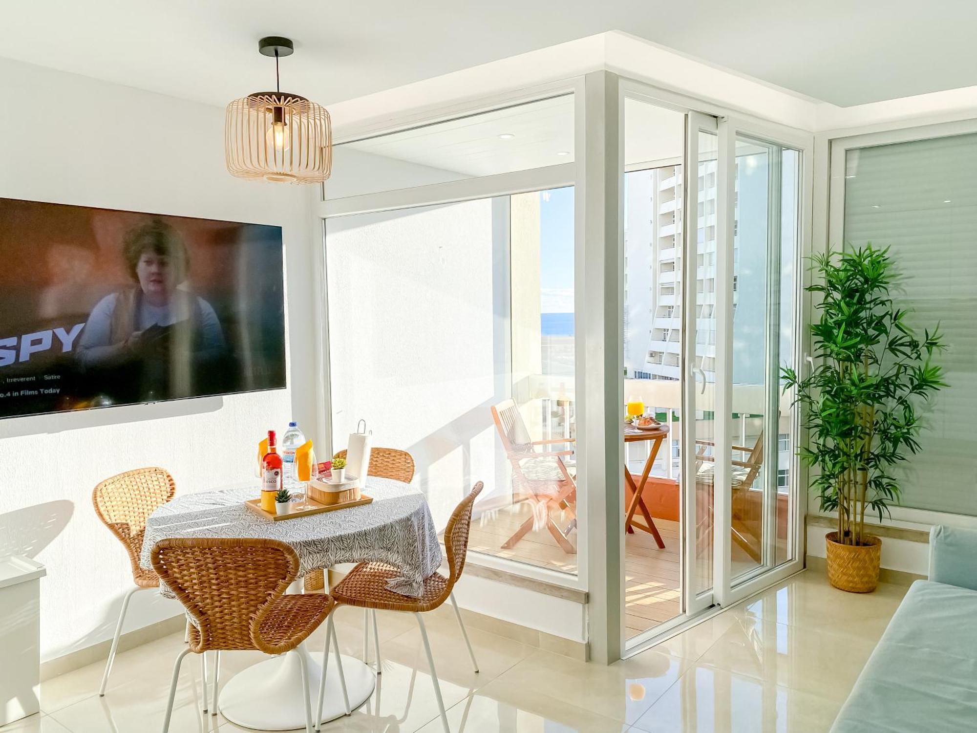 Luxury 2 Min Beach With Balcony, Ocean View, Wifi, Ac, Smarttv ポルティマン エクステリア 写真