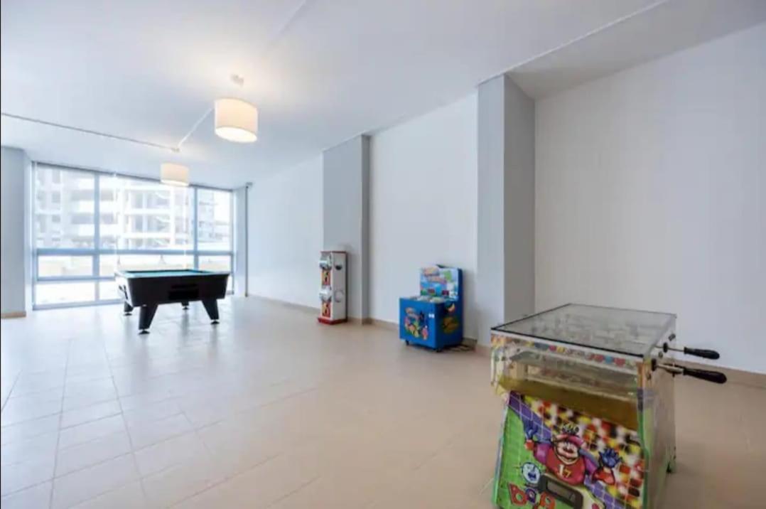 Luxury 2 Min Beach With Balcony, Ocean View, Wifi, Ac, Smarttv ポルティマン エクステリア 写真