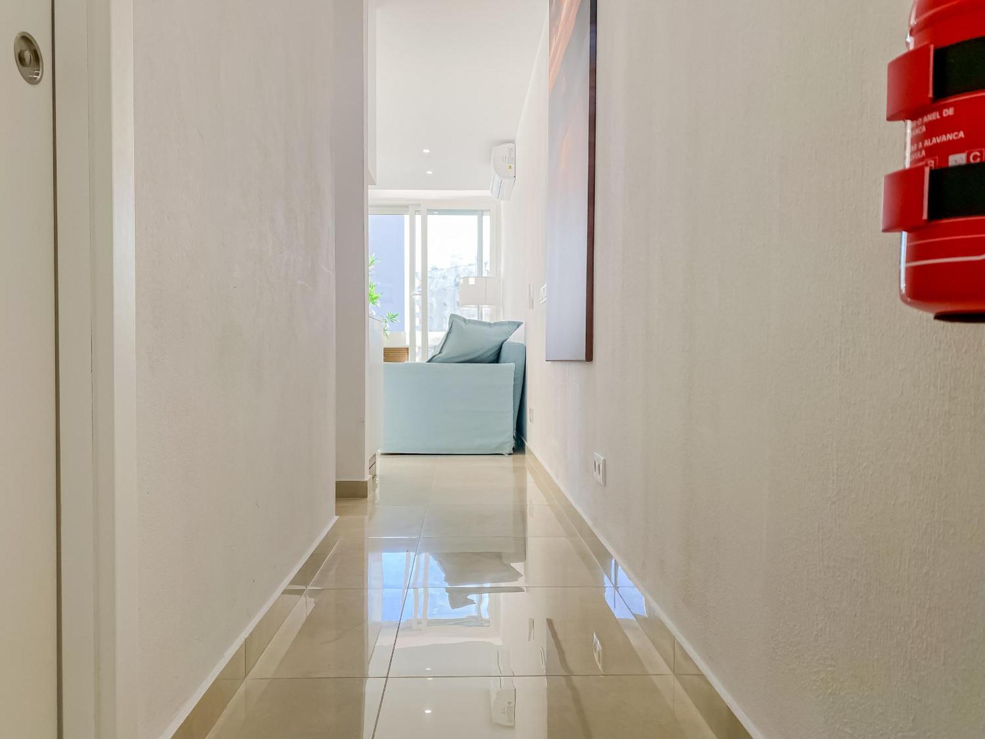 Luxury 2 Min Beach With Balcony, Ocean View, Wifi, Ac, Smarttv ポルティマン エクステリア 写真