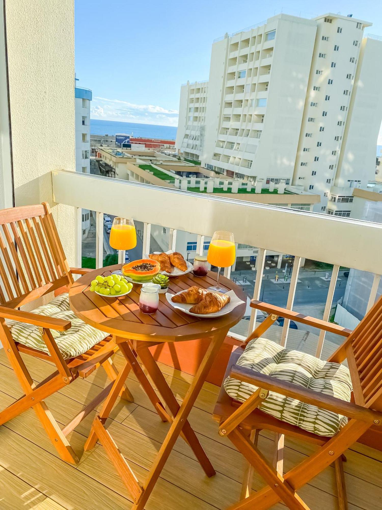 Luxury 2 Min Beach With Balcony, Ocean View, Wifi, Ac, Smarttv ポルティマン エクステリア 写真